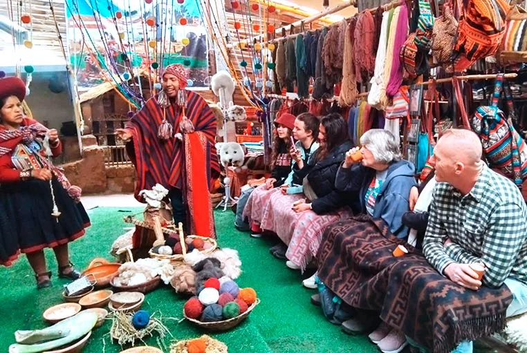 Talleres textiles tradicionales de Chinchero