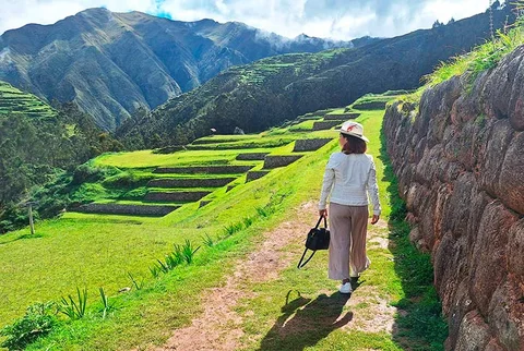 The pre-Hispanic settlement of Chinchero
